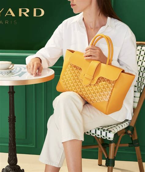 how much is a goyard saigon bag